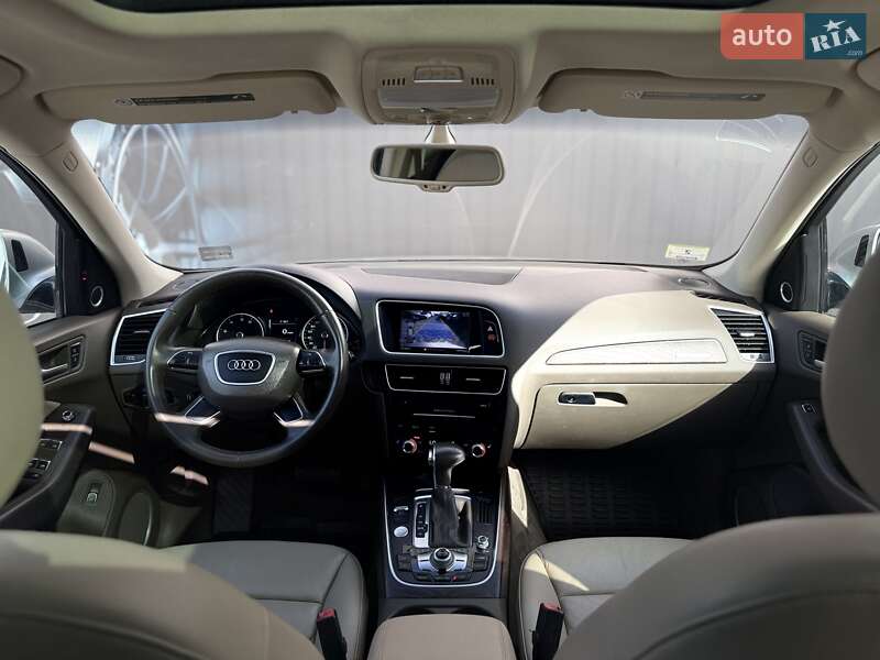 Позашляховик / Кросовер Audi Q5 2015 в Львові