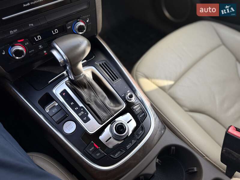 Позашляховик / Кросовер Audi Q5 2015 в Львові
