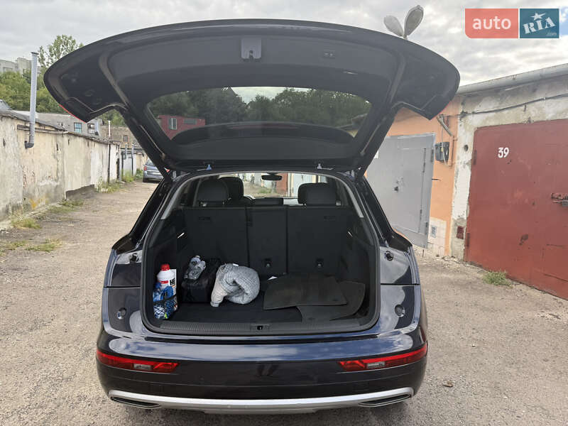 Внедорожник / Кроссовер Audi Q5 2017 в Львове фото 7 Внедорожник / Кроссовер Audi Q5 2017 в Львове