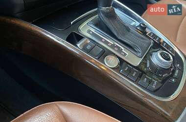 Внедорожник / Кроссовер Audi Q5 2012 в 