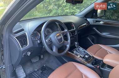 Внедорожник / Кроссовер Audi Q5 2012 в 