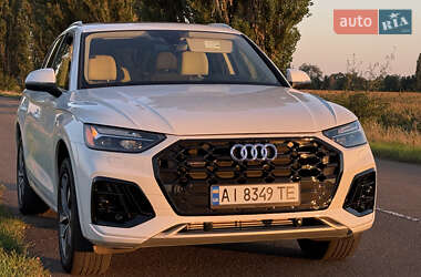 Внедорожник / Кроссовер Audi Q5 2023 в 