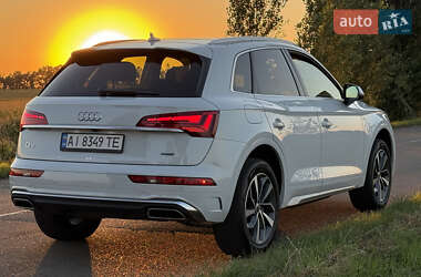 Внедорожник / Кроссовер Audi Q5 2023 в 