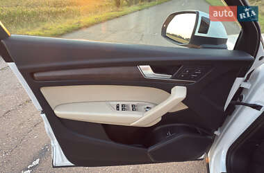 Внедорожник / Кроссовер Audi Q5 2023 в 