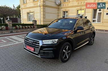 Внедорожник / Кроссовер Audi Q5 2020 в 