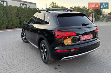 Внедорожник / Кроссовер Audi Q5 2020 в 