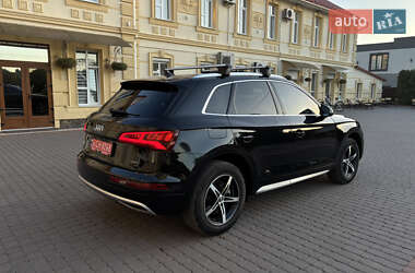 Внедорожник / Кроссовер Audi Q5 2020 в 