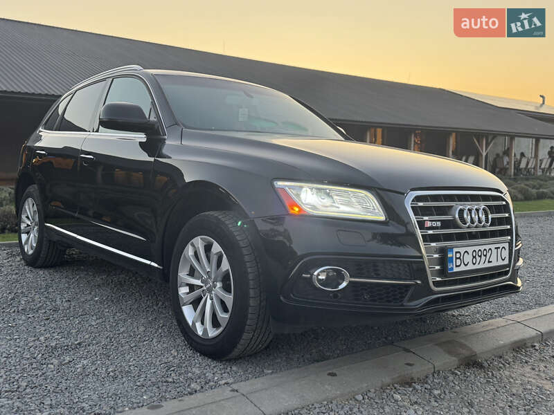 Внедорожник / Кроссовер Audi Q5 2015 в 