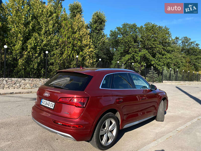 Позашляховик / Кросовер Audi Q5 2019 в Харкові