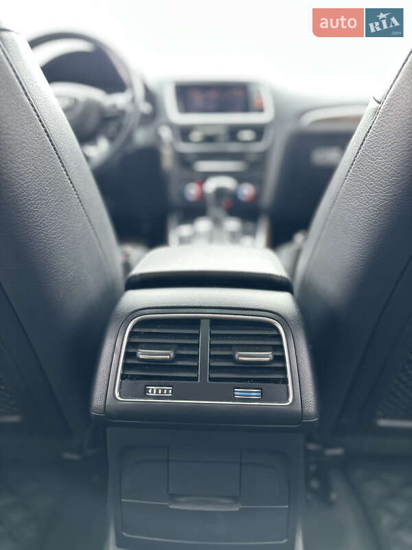 Внедорожник / Кроссовер Audi Q5 2016 в Ивано-Франковске