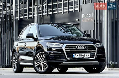 Позашляховик / Кросовер Audi Q5 2017 в Києві