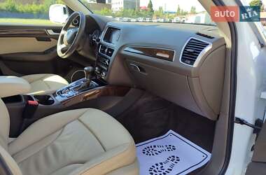 Внедорожник / Кроссовер Audi Q5 2015 в 
