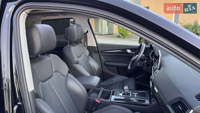 Внедорожник / Кроссовер Audi Q5 2018 в Тернополе фото 37 Внедорожник / Кроссовер Audi Q5 2018 в Тернополе