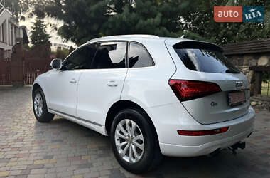 Внедорожник / Кроссовер Audi Q5 2015 в 