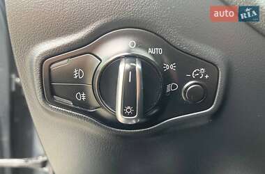 Внедорожник / Кроссовер Audi Q5 2012 в 