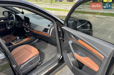 Внедорожник / Кроссовер Audi Q5 2023 в 