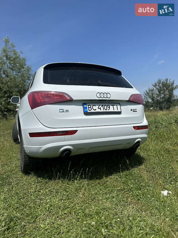 Внедорожник / Кроссовер Audi Q5 2012 в Трускавце