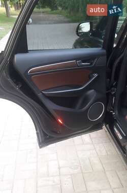 Внедорожник / Кроссовер Audi Q5 2010 в 