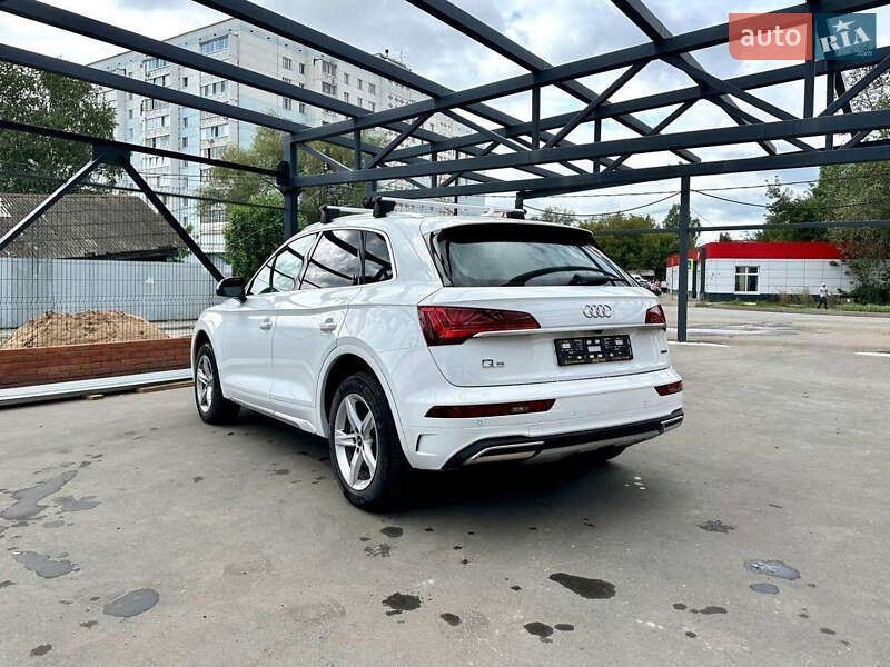 Внедорожник / Кроссовер Audi Q5 2021 в Одессе