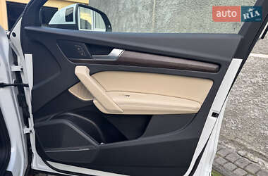 Внедорожник / Кроссовер Audi Q5 2023 в 