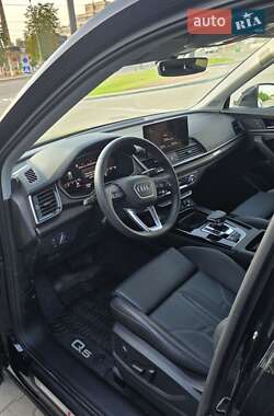 Внедорожник / Кроссовер Audi Q5 2023 в 