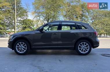 Внедорожник / Кроссовер Audi Q5 2012 в 