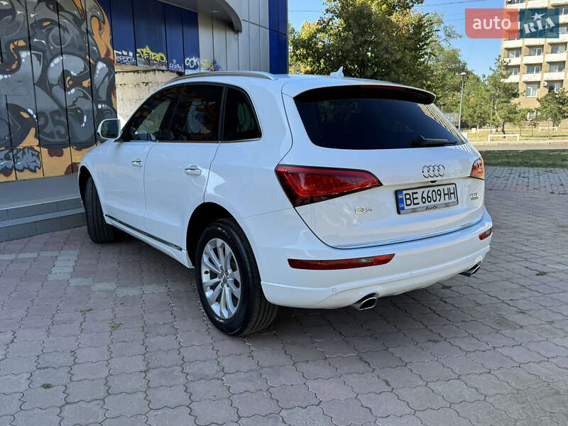 Позашляховик / Кросовер Audi Q5 2015 в Миколаєві
