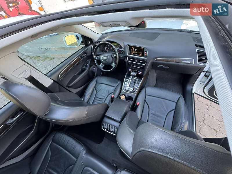 Позашляховик / Кросовер Audi Q5 2015 в Миколаєві