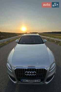 Внедорожник / Кроссовер Audi Q5 2014 в 