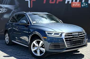 Позашляховик / Кросовер Audi Q5 2018 в 