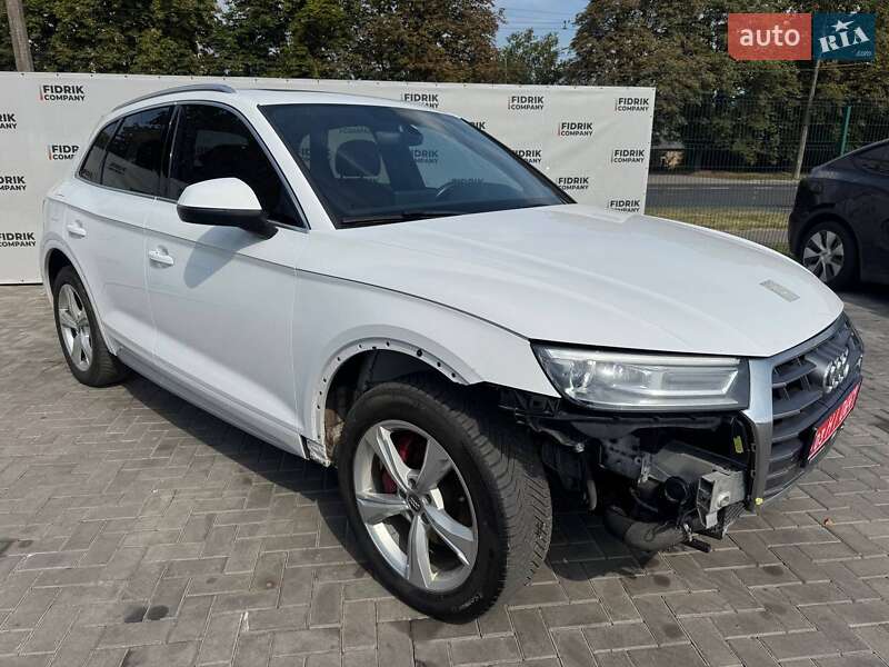 Внедорожник / Кроссовер Audi Q5 2018 в Луцке