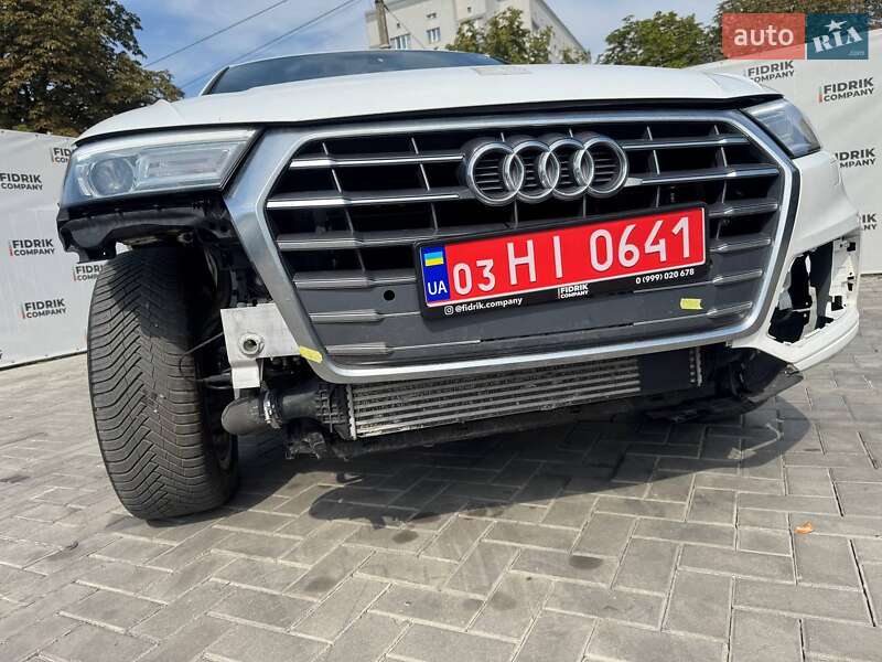 Внедорожник / Кроссовер Audi Q5 2018 в Луцке