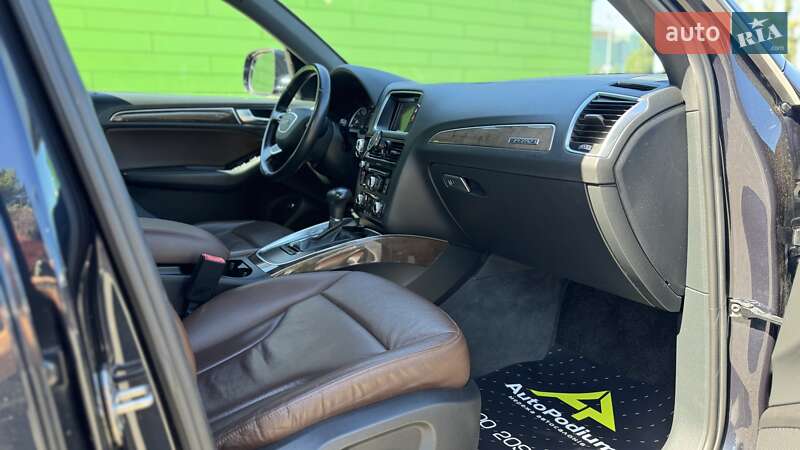 Позашляховик / Кросовер Audi Q5 2016 в Києві