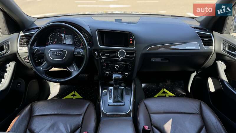 Позашляховик / Кросовер Audi Q5 2016 в Києві