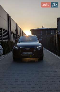 Внедорожник / Кроссовер Audi Q5 2011 в Киеве