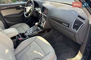 Внедорожник / Кроссовер Audi Q5 2012 в 