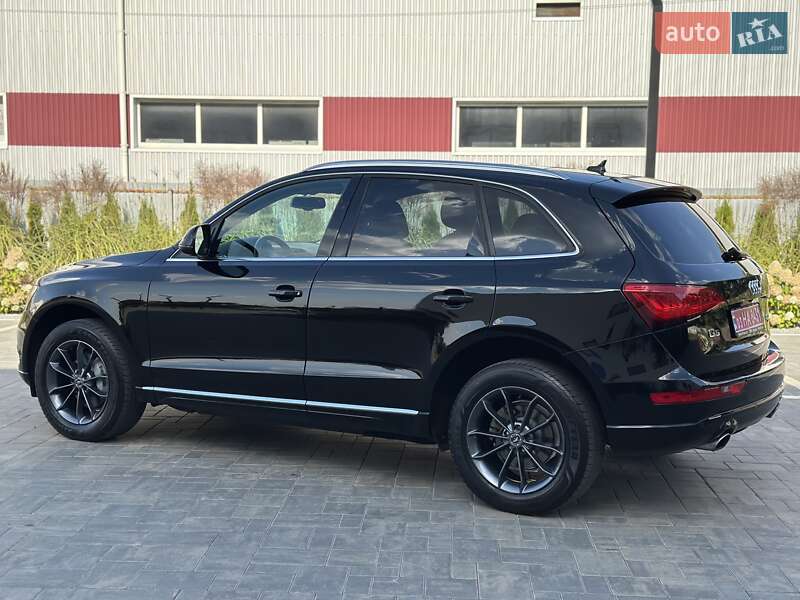 Внедорожник / Кроссовер Audi Q5 2012 в Луцке