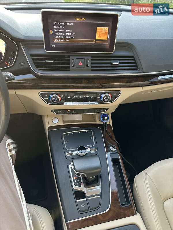 Позашляховик / Кросовер Audi Q5 2017 в Черкасах