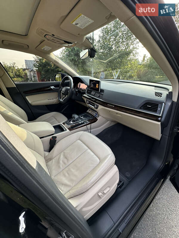 Позашляховик / Кросовер Audi Q5 2017 в Черкасах