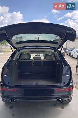 Внедорожник / Кроссовер Audi Q5 2015 в 