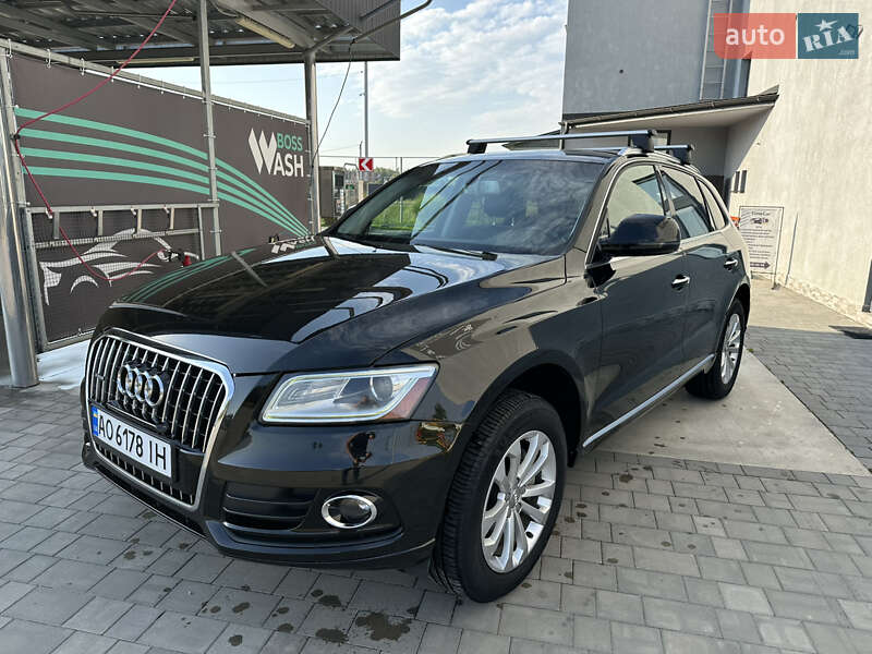 Внедорожник / Кроссовер Audi Q5 2015 в 