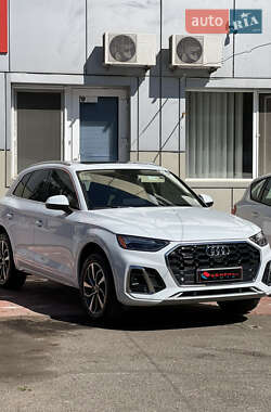 Внедорожник / Кроссовер Audi Q5 2023 в 