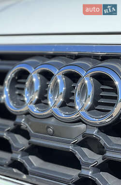 Внедорожник / Кроссовер Audi Q5 2023 в 