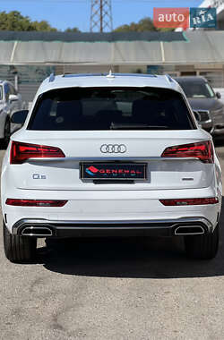 Внедорожник / Кроссовер Audi Q5 2023 в 