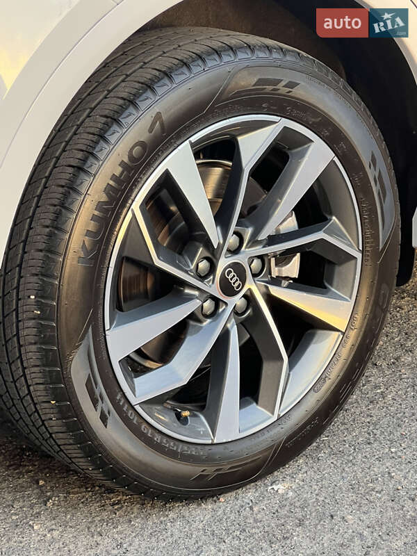 Позашляховик / Кросовер Audi Q5 2023 в Одесі