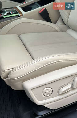 Внедорожник / Кроссовер Audi Q5 2023 в 