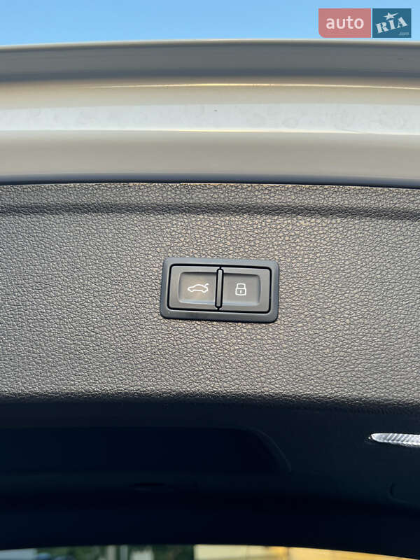 Позашляховик / Кросовер Audi Q5 2023 в Одесі