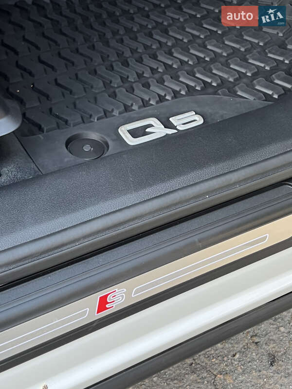 Позашляховик / Кросовер Audi Q5 2023 в Одесі