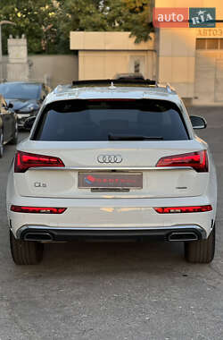 Внедорожник / Кроссовер Audi Q5 2023 в 