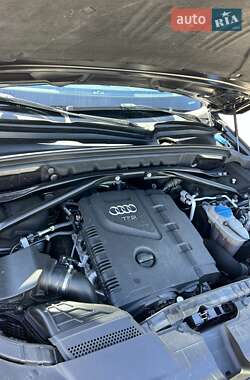Внедорожник / Кроссовер Audi Q5 2015 в 
